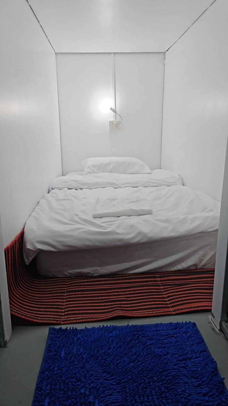 Kai Lions International Capsule Hostel Pakse Exterior foto